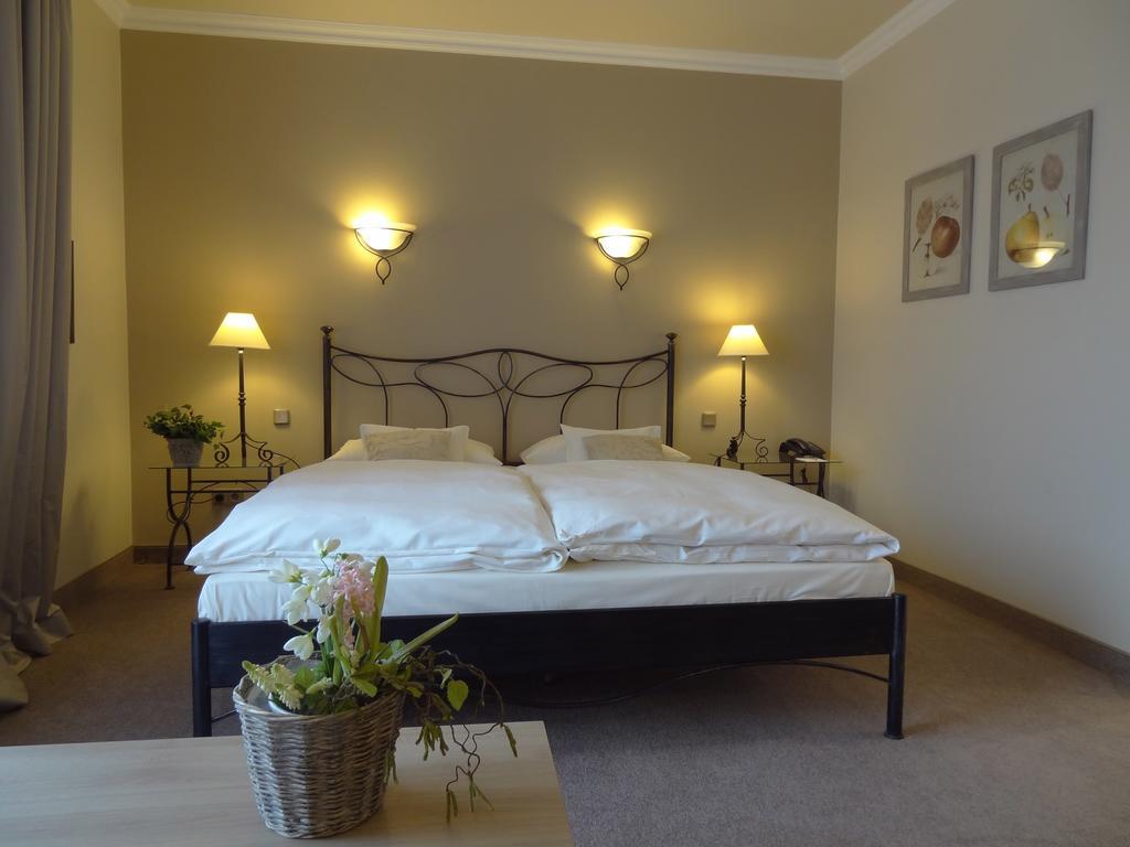 Hotel Seipel Leimen Εξωτερικό φωτογραφία